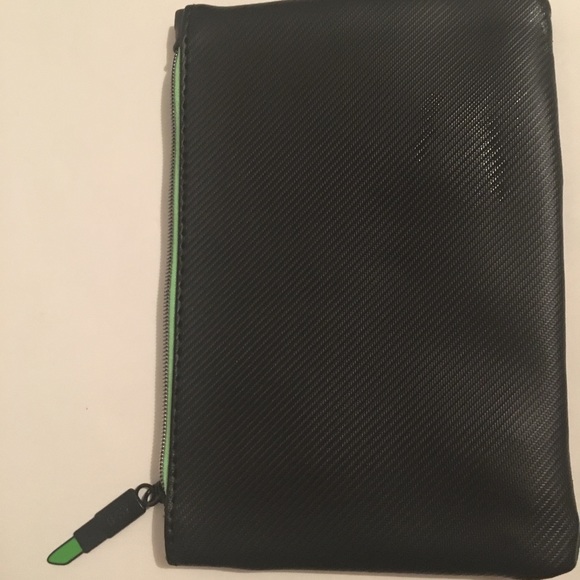 Ipsy October 2021 Glam Bag make-up zipper bag - Picture 2 of 6